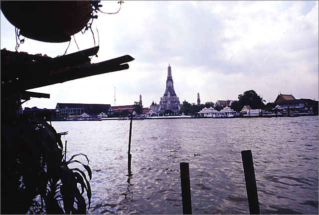 Tha Tien Pier
